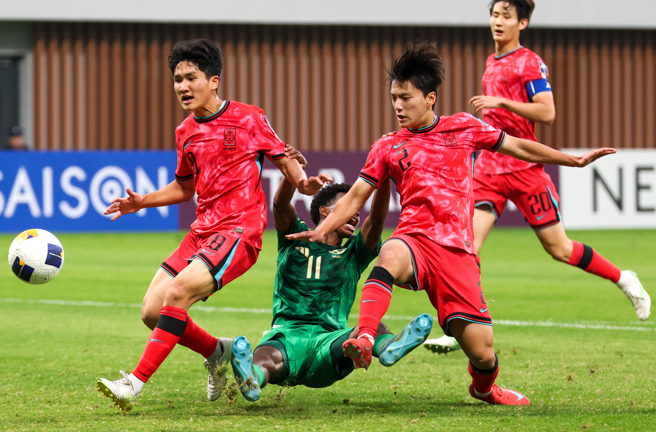 开云体育平台-亚洲足球锦标赛带来令人兴奋的对抗