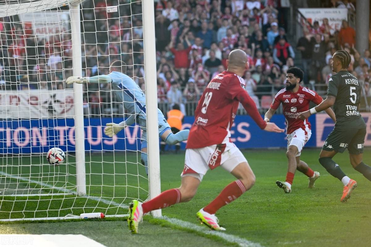 摩纳哥大胜马赛,反客为主奏凯歌的简单介绍 摩纳哥大胜马赛,反客为主奏凯歌的简单介绍