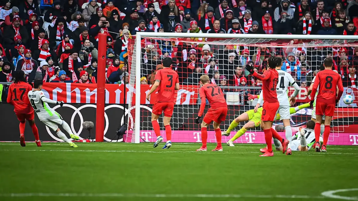 包含沃尔夫斯堡连续轮不败，冲击前四的词条