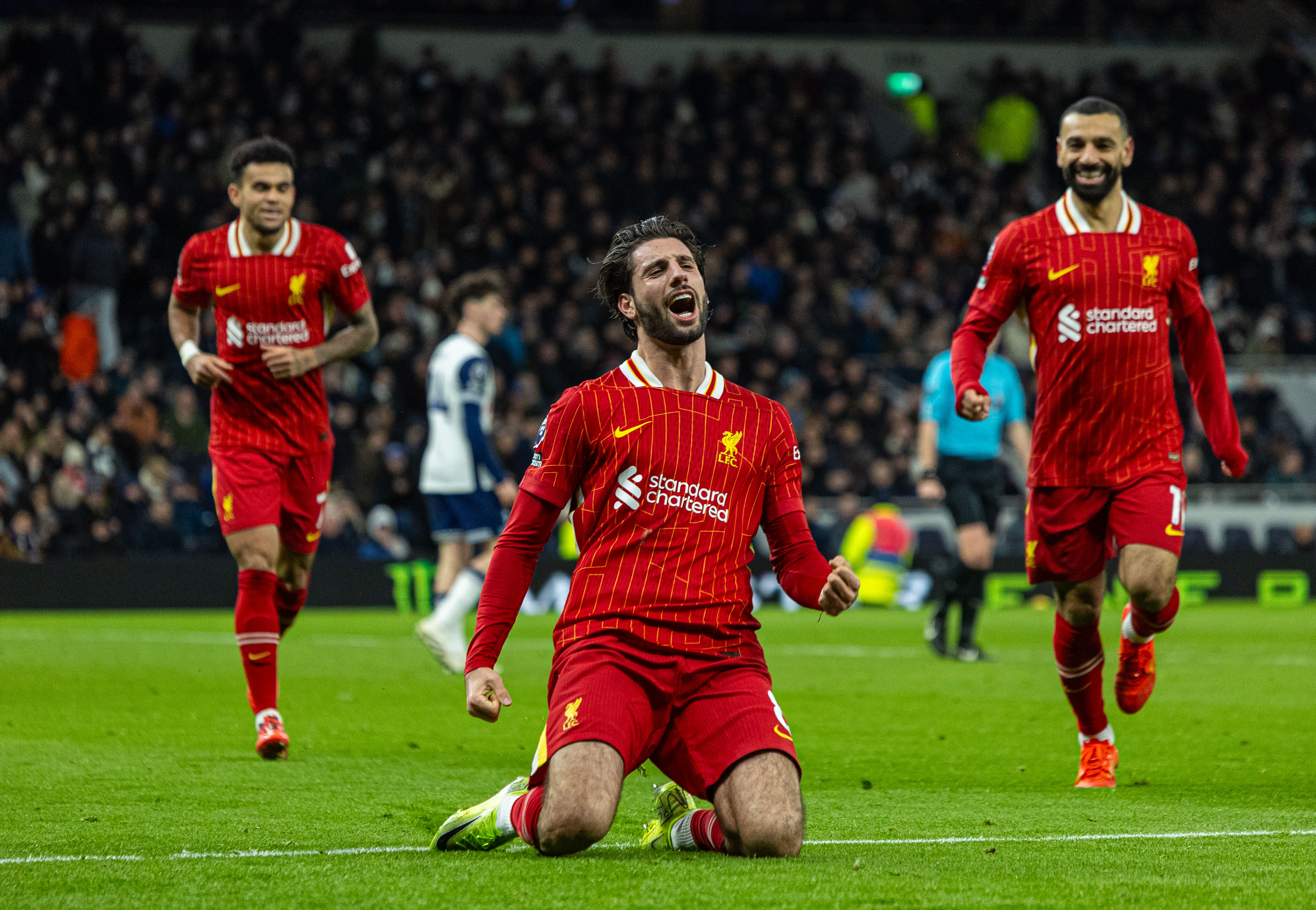 利物浦主场逆转巴黎晋级半决赛 利物浦主场逆转巴黎晋级半决赛