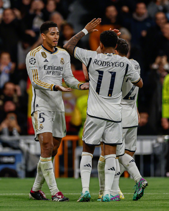 开云体育入口-包含法国主场大胜摩尔多瓦，提前锁定小组头名的词条