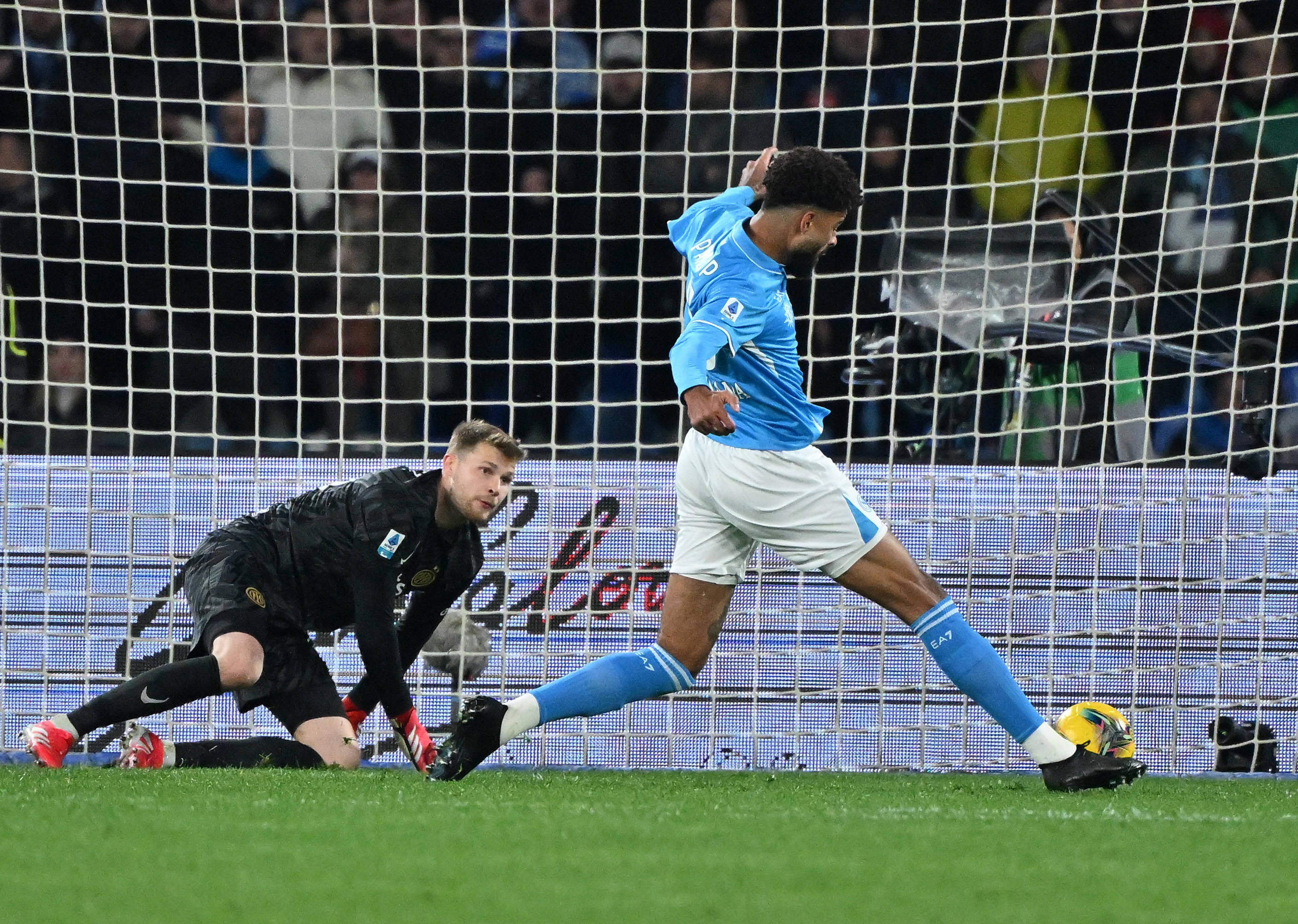 关于帕尔马客场战平克罗托内,积分难获的信息 关于帕尔马客场战平克罗托内,积分难获的信息