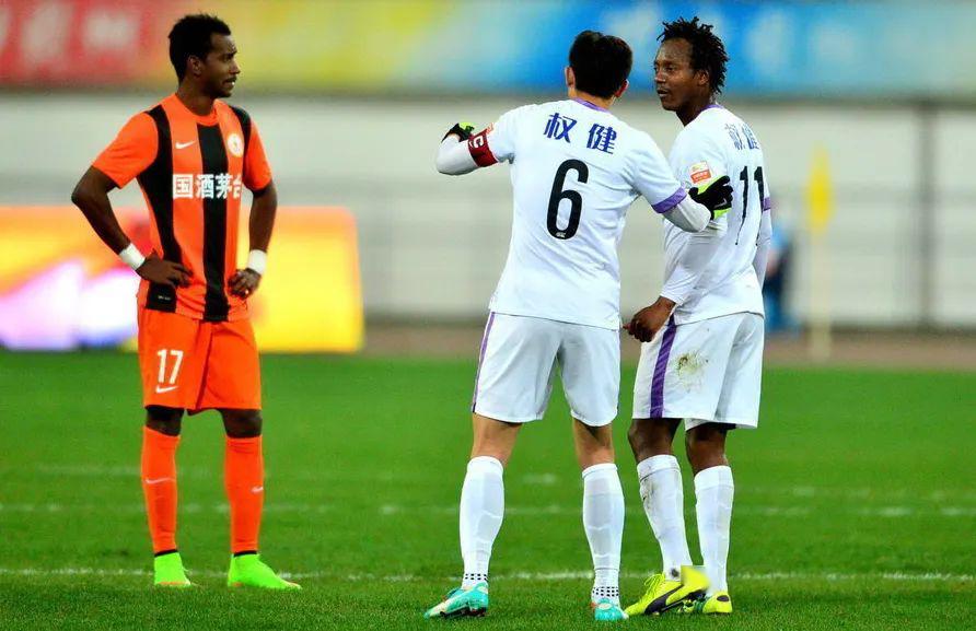 绿城客场不敌泰达,保级形势严峻的简单介绍 绿城客场不敌泰达,保级形势严峻的简单介绍