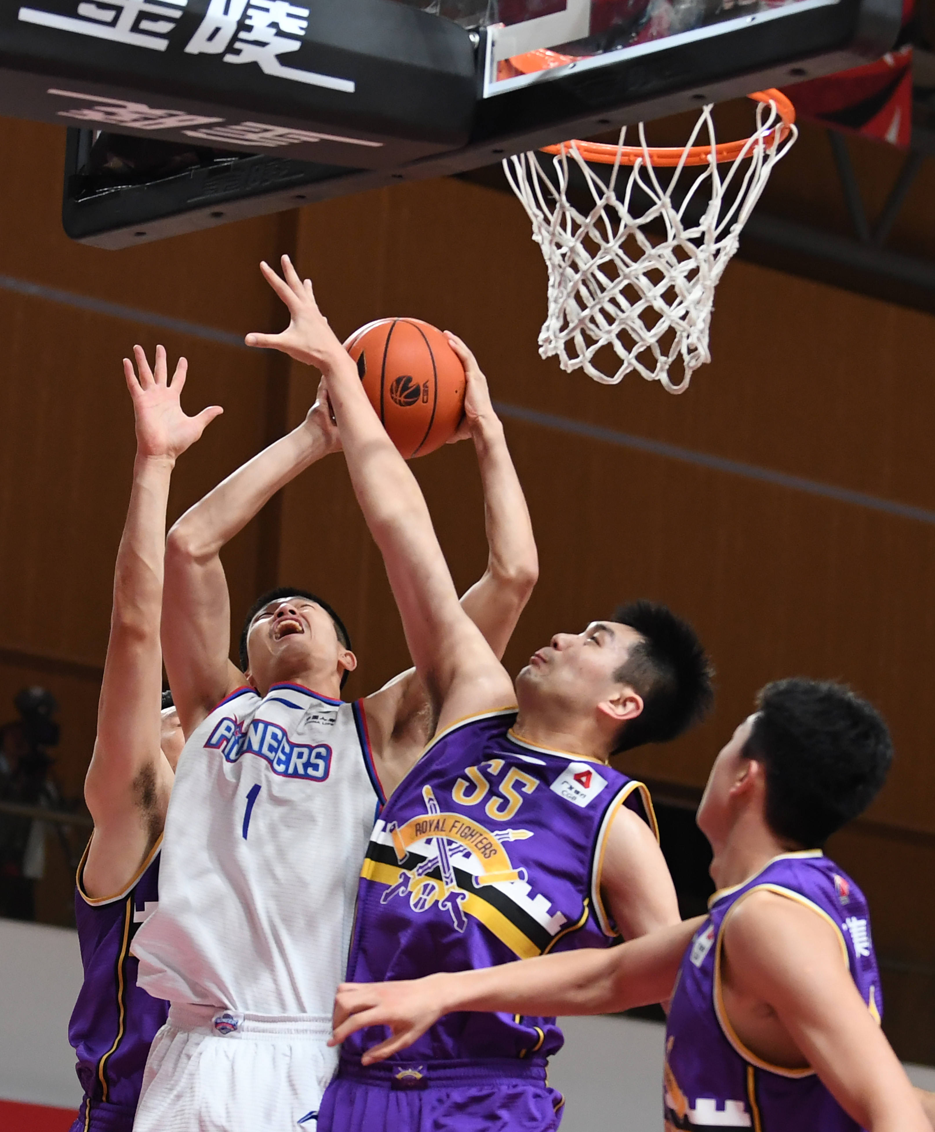 开云体育登录-篮球比赛上演了精彩绝伦的比分大战