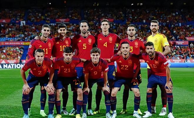 西班牙国家队备战世界杯预选赛,全力冲击冠军 西班牙国家队备战世界杯预选赛,全力冲击冠军