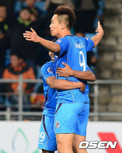 开云体育-中亚球队取得惊人胜利，靠近亚冠决赛