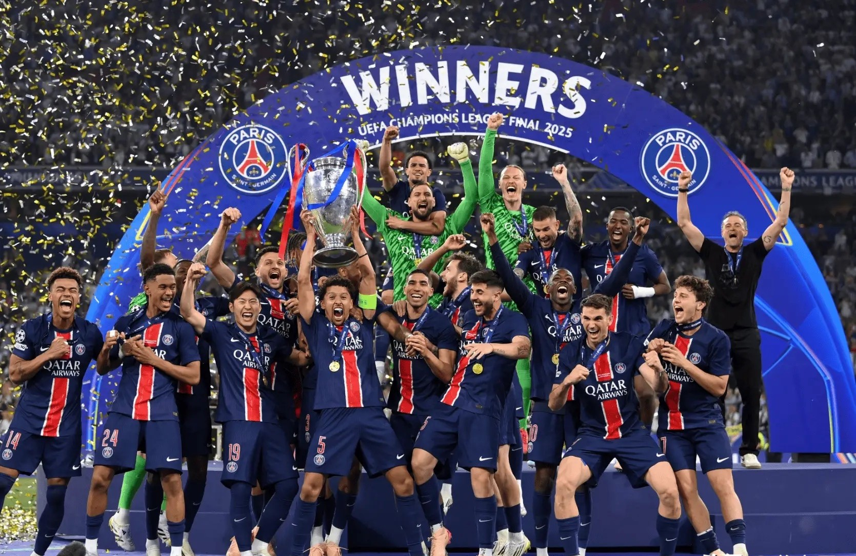 法国击败希腊,一举晋级半决赛 法国击败希腊,一举晋级半决赛