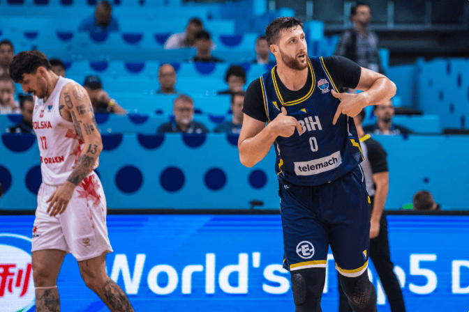 开云体育在线-欧锦赛资格赛激战正酣，球队拼尽全力的简单介绍