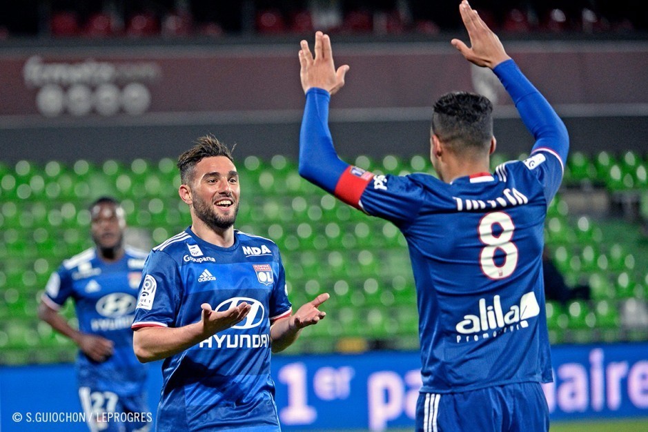 包含里昂客场告捷,稳紧积分榜前列的词条 包含里昂客场告捷,稳紧积分榜前列的词条