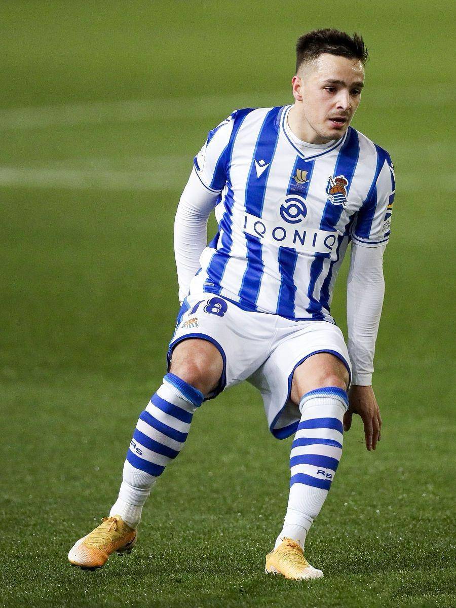 皇家社会客场失利,遭遇挫折 皇家社会客场失利,遭遇挫折