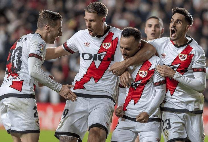 开云体育链接-包含西班牙球队备战豪门对决，实力不容小觑的词条