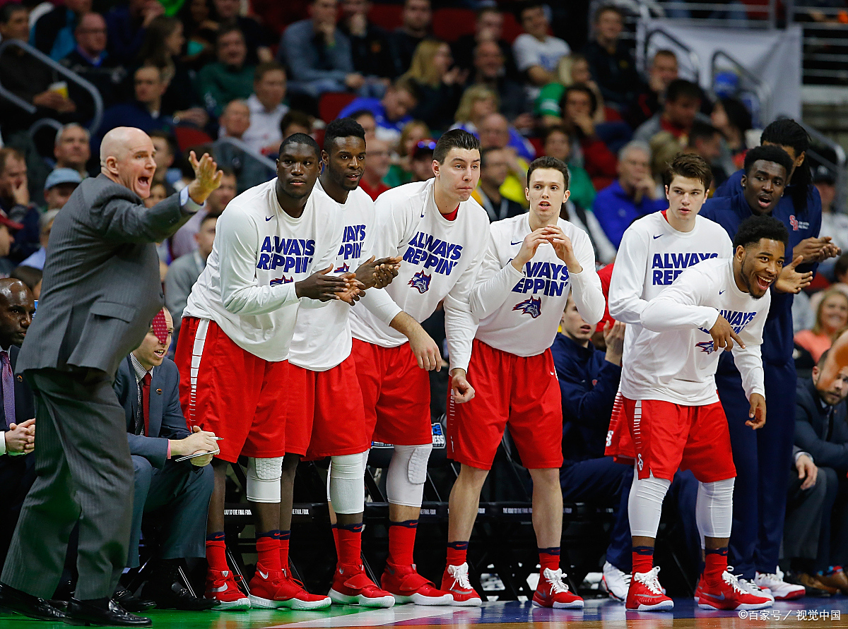 尼克斯不敌奇才,兰多夫全场 尼克斯不敌奇才,兰多夫全场