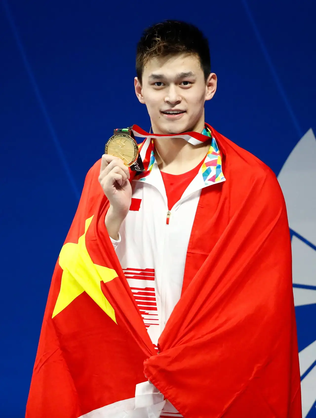 开云体育链接-中国游泳运动员创造新世界纪录，夺冠