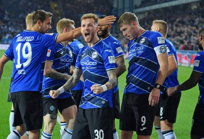 柏林赫塔客场战平对手,稳定积分的简单介绍 柏林赫塔客场战平对手,稳定积分的简单介绍